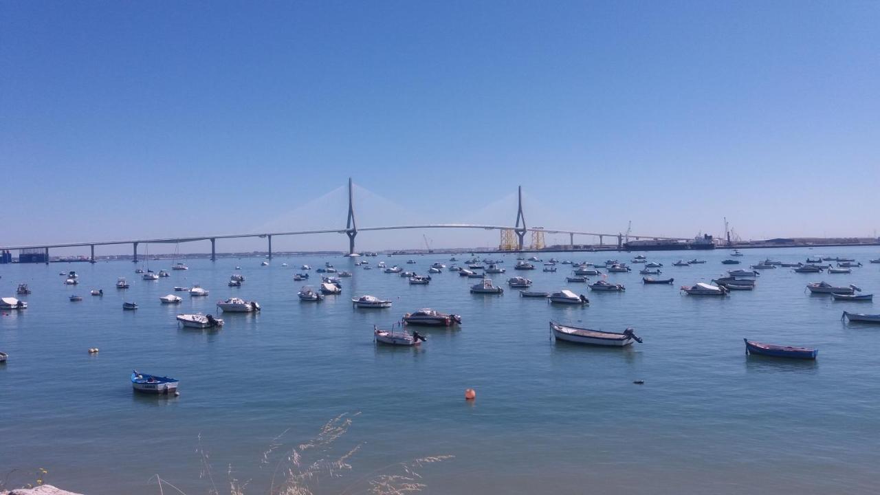 Apartamento Puerta Al Mar Cadiz Luaran gambar